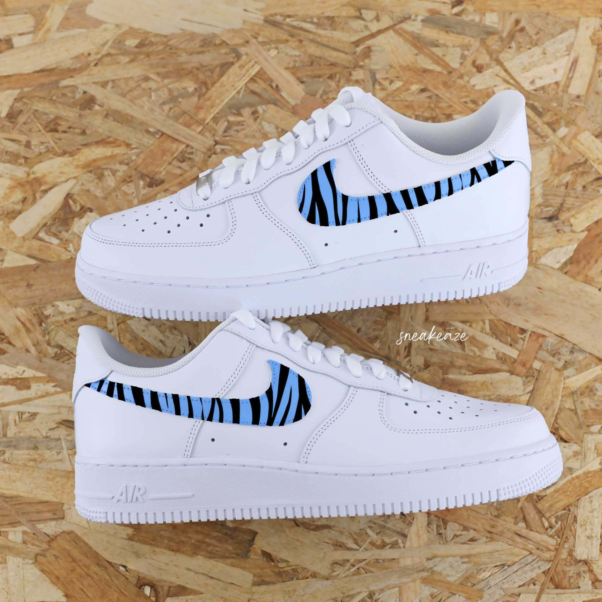 baskets nike air force 1 custom swoosh aqua pastel zebra sneakers femme enfant AF1 personnalisé basket peint à la main