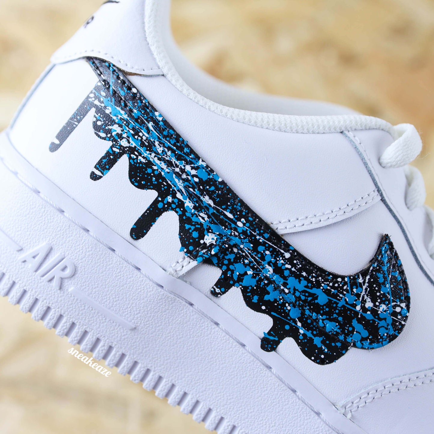 Baskets nike air force 1 custom AF1 drip splasher noir et blanc oreo sneakeaze customs skz