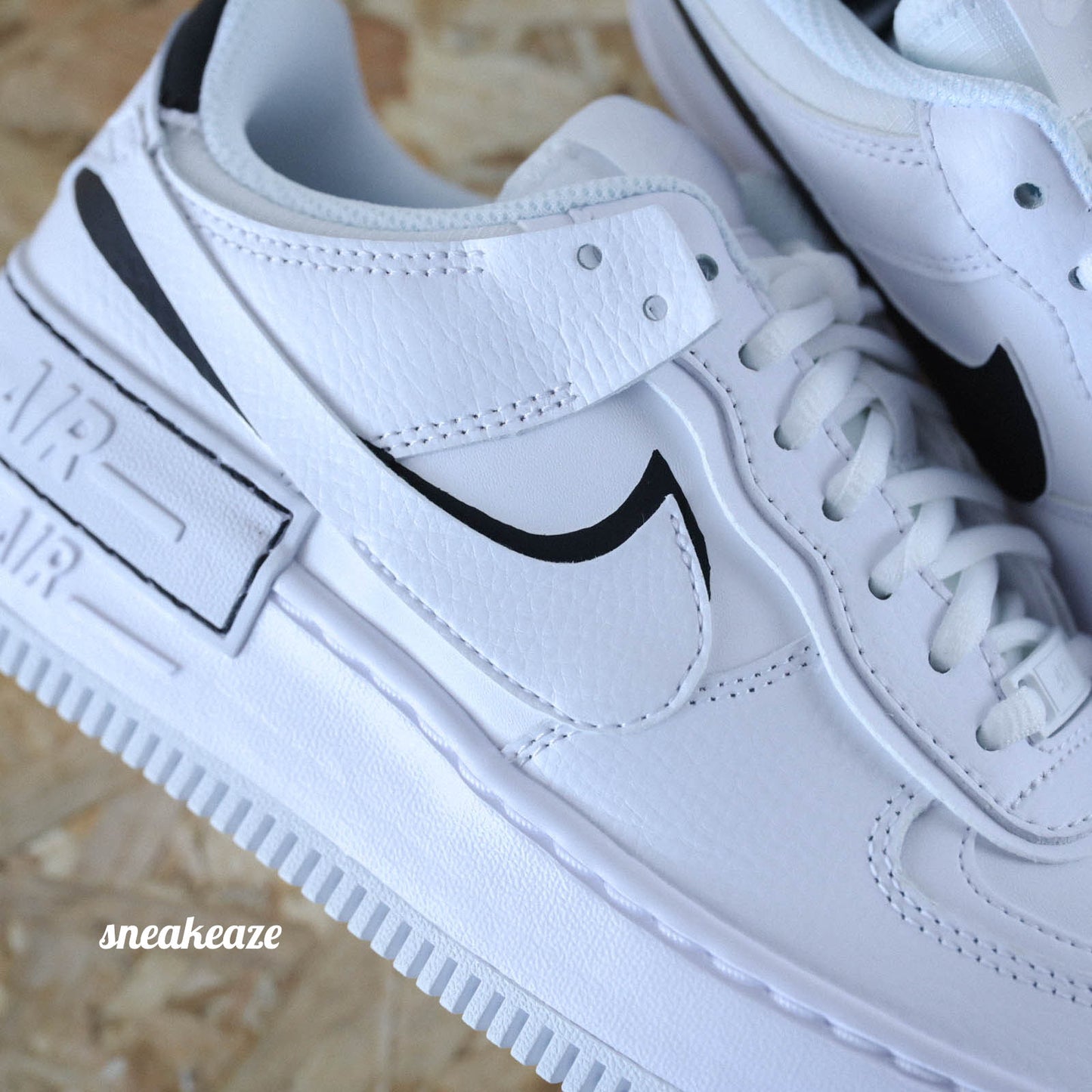 baskets af1 custom nike air force 1 shabow silhouette noir sneakeaze custom skz