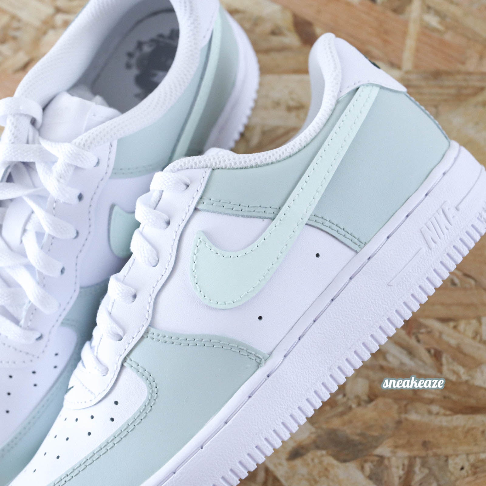 baskets nike air force 1 enfant toddler custom vert pastel  sneakeaze customs skz