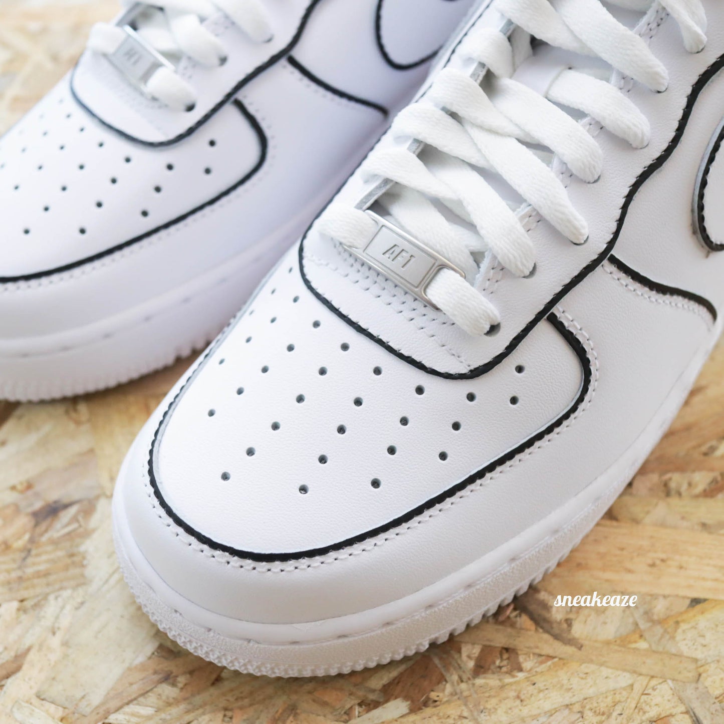 nike air force 1 custom black lines sneakers custom pour homme baskets af1 personnalisées