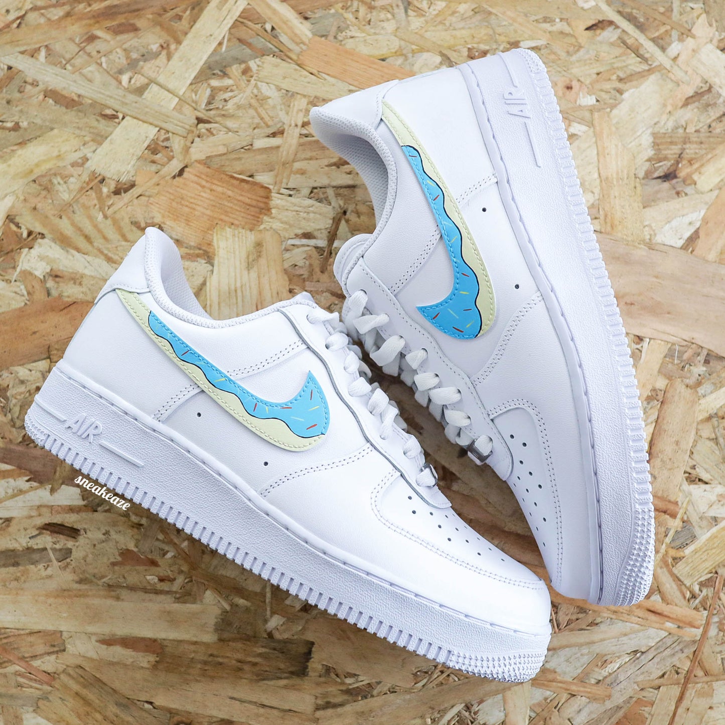 nike air force 1 custom donuts turquoise baskets custom pour femme sneakers af1 personnalisé dessin