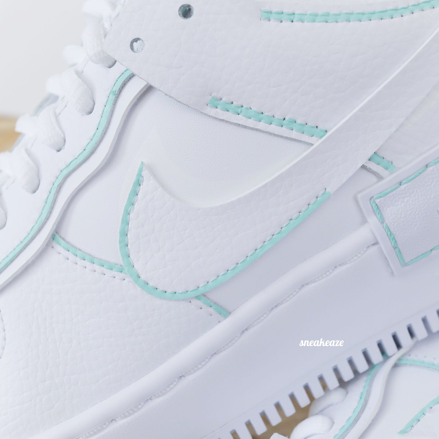 Nike Air Force 1 Custom outline - Air Force One pour femme sneakers custom Baskets personnalisées air force pastel