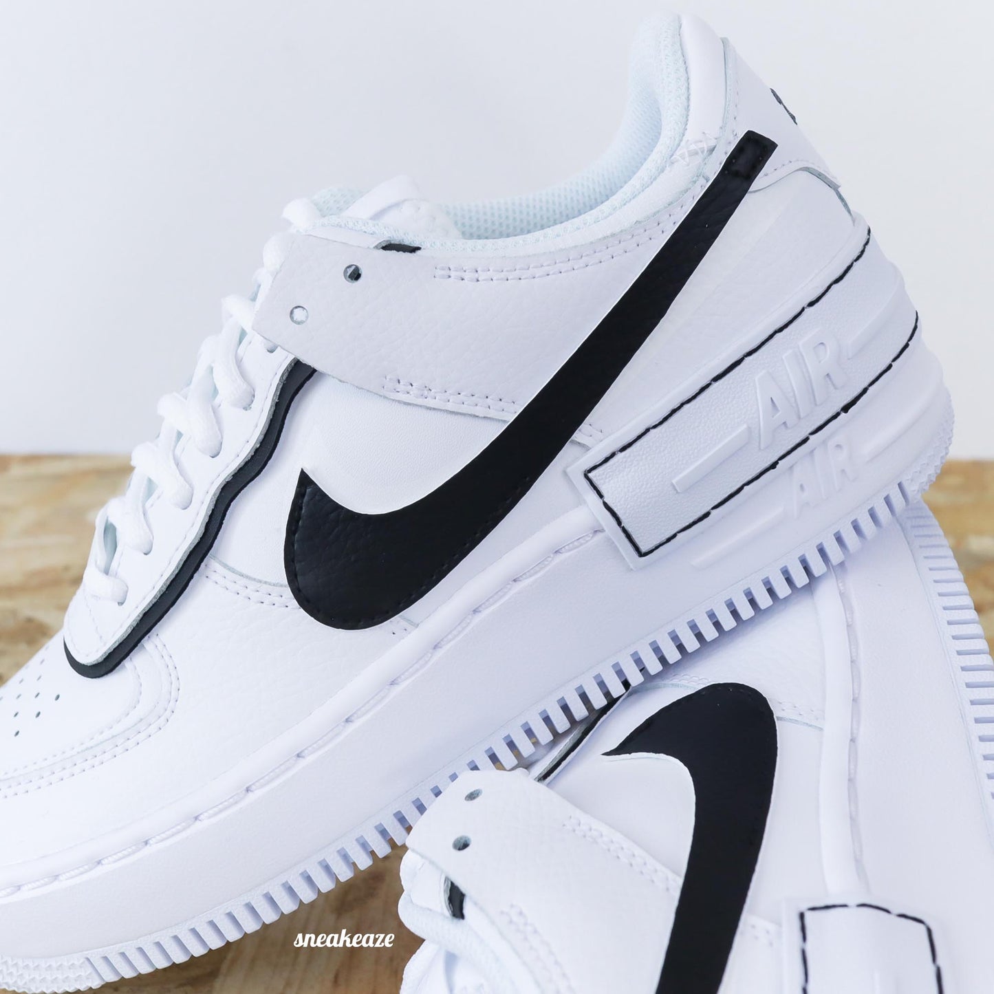 Nike Air Force 1 Shadow Custom panda noir et blanc - SNEAKEAZE CUSTOMS skz