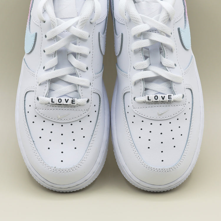 accessoires pour baskets nike custom air force 1 jordan air max 1 love me sneakeaze customs skz