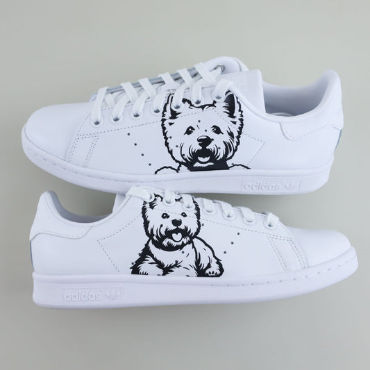  Stan Smith adidas personnalisées avec dessin de chien Westie – sneakers custom sur-mesure