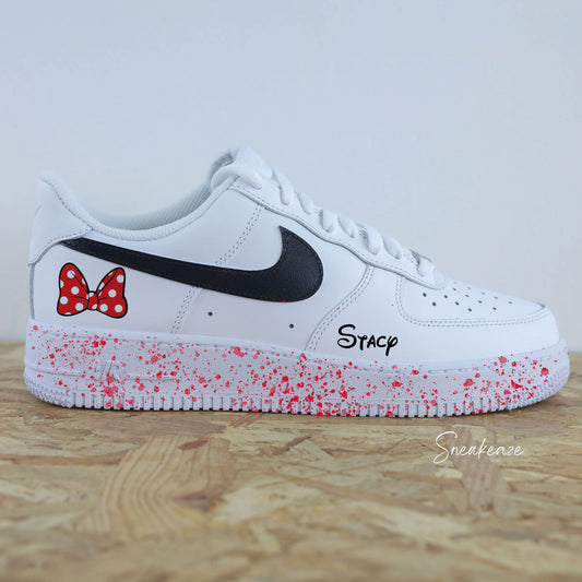 Baskets personnalisées Minnie, Air Force 1 avec détails Disney et prénom brodé, cadeau d’anniversaire ou Noël pour enfant