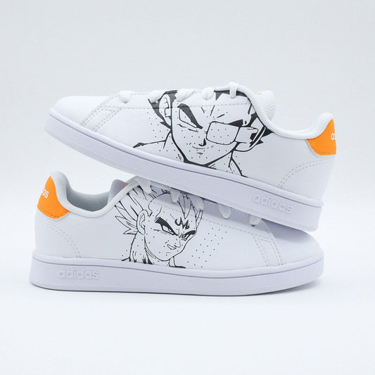 Baskets custom Dragon Ball Z pour enfant avec dessin de Vegeta, sneakers personnalisées fait main sur base Adidas Stan Smith