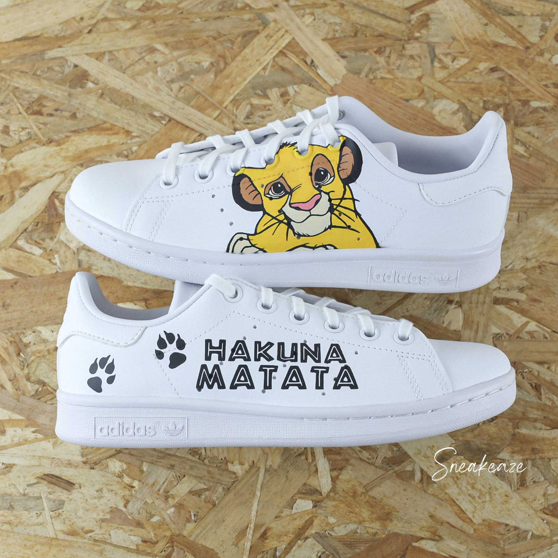 baskets adidas stan smith custom - le roi lion Simba Hakuna matata - sneakeaze customs skz