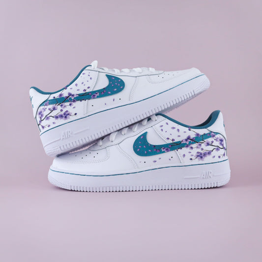 Air Force 1 custom cherry blossom – Nike turquoise avec fleurs de cerisiers – sneakers personnalisées femme – baskets custom pastel inspirées de la culture japonaise