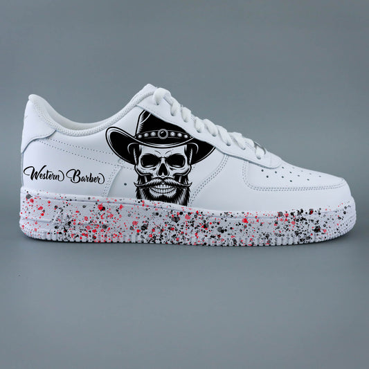 Baskets personnalisées Air Force 1, design tête de mort western et éclaboussures sanglantes, sneakers exclusives pour barbiers et fans de streetwear