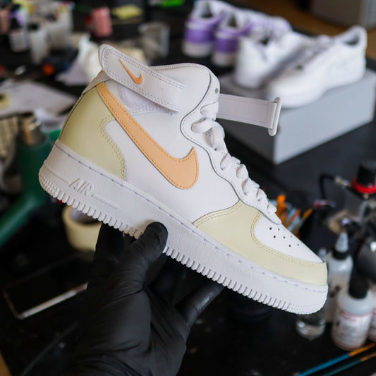 paire de nike air force 1 custom unique réalisée à la main