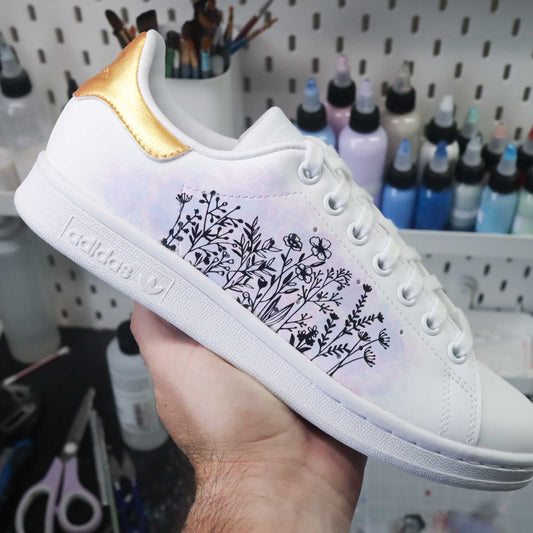 stan smith custom fleurs aquarelle baskets adidas custom sneakers personnalisé baskets tournesol