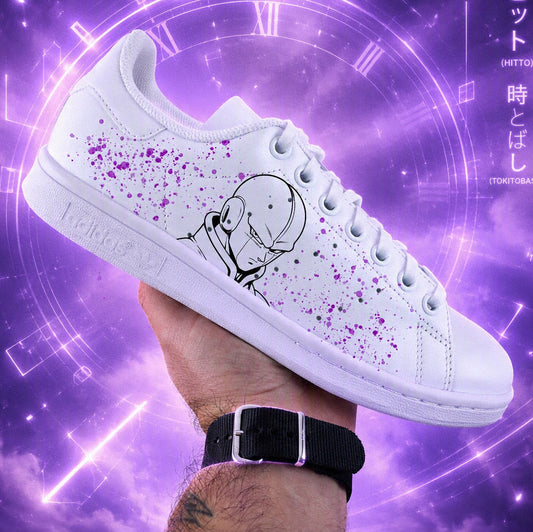 Création unique de sneakers personnalisées Dragon Ball Super, idéale pour les collectionneurs de chaussures manga.
