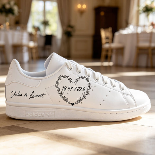 Stan Smith blanches personnalisées pour mariage thème champêtre chic