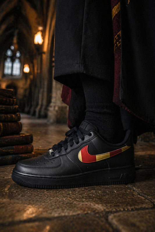 Sneakers Air Force 1 personnalisées sur thème Harry Potter maison Gryffondor