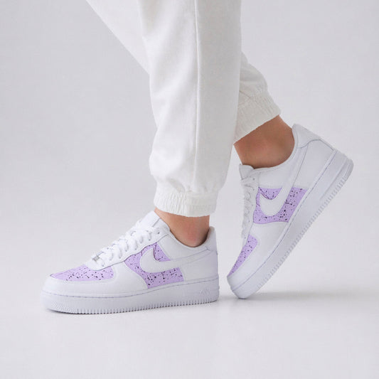 Baskets Nike femme personnalisées avec design pastel splatter artisanal
