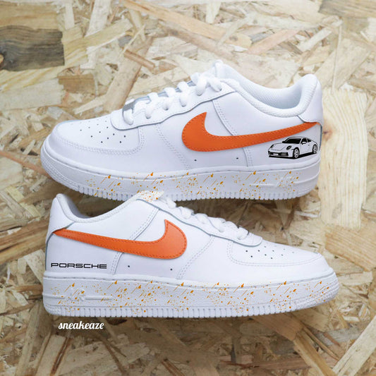 baskets nike personnalisées Air force 1 custom sur-mesure Porsche racing splash orange sneakeaze customs skz