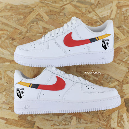 Nike Air Force 1 Custom RC Lens | Sneakeaze sneakers personnalisé AF1 pour homme customisé équipe de football - ligue des champions