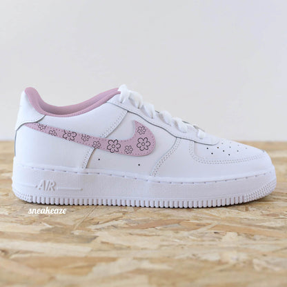 Swoosh & fleurs (couleur au choix) - Air Force 1 custom - SNEAKEAZE CUSTOMS