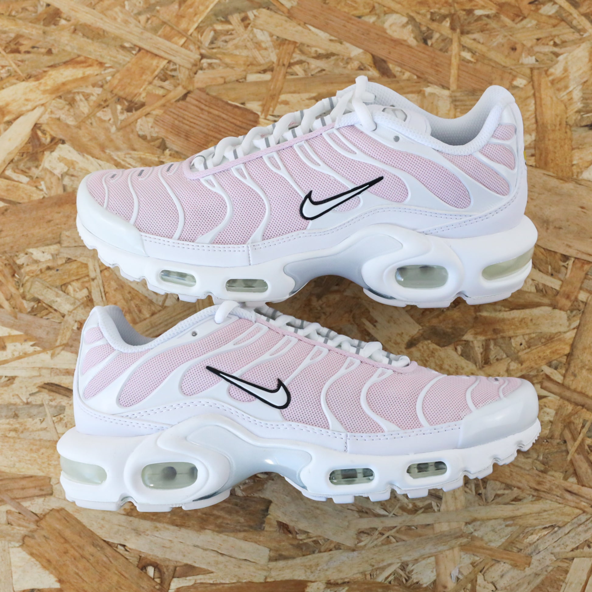 Basket Tn Fille Baskets Blanches Femme Nike TN Air Max Plus