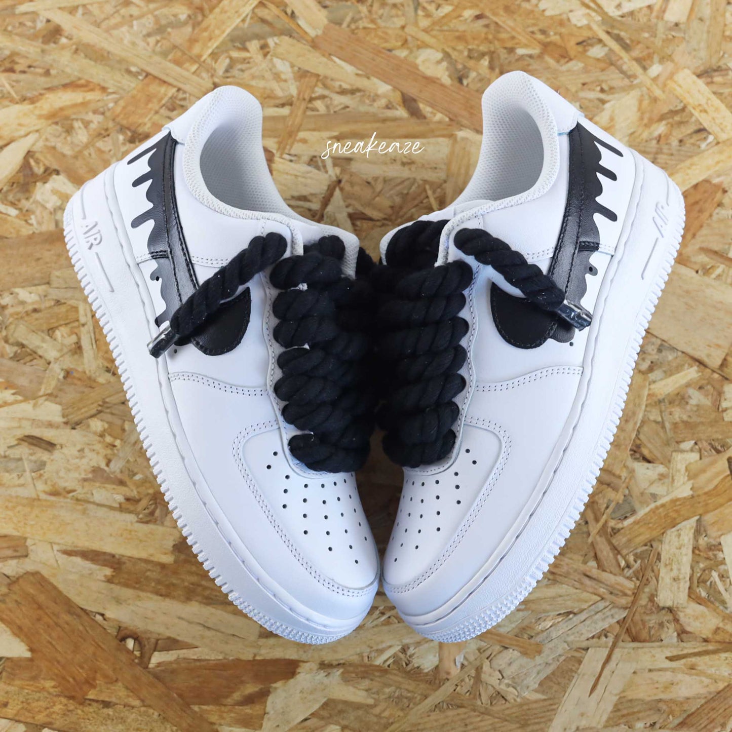 baskets nike air force 1 custom rope laces - lacets corde noir sneakeaze sneakers personnalisées gros lacets corde drip effet coulant - skz custom