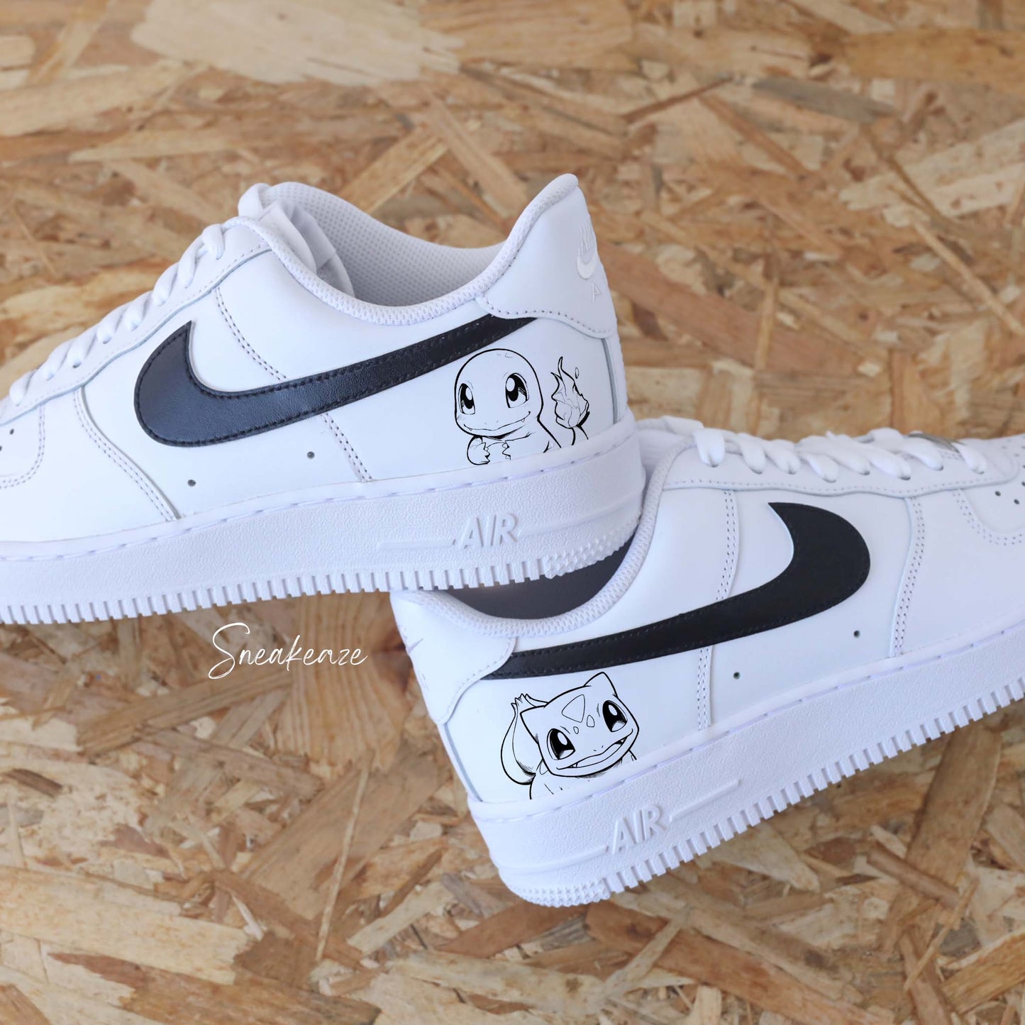 Basket Nike Air force 1 custom dessins peint à la main de salamèche et bulbizarre sneakeaze custom