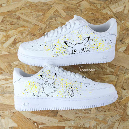 Baskets Nike Air force 1 custom pikachu splash pokemon sneakers dessin sneakeaze customs skz AF1