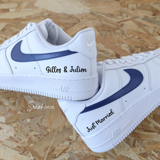 baskets Nike Air Force 1 custom mariage - inscription des prénoms des futurs mariés et "just married". chaussures de mariage personnalisées sneakeaze custom skz