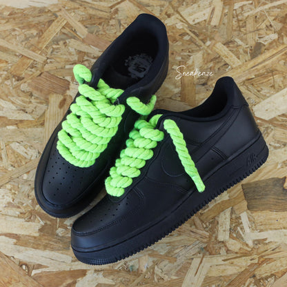 Baskets nike air force 1 black customs - ropes laces neon green vert joker batman - dye sneakeaze customs skz