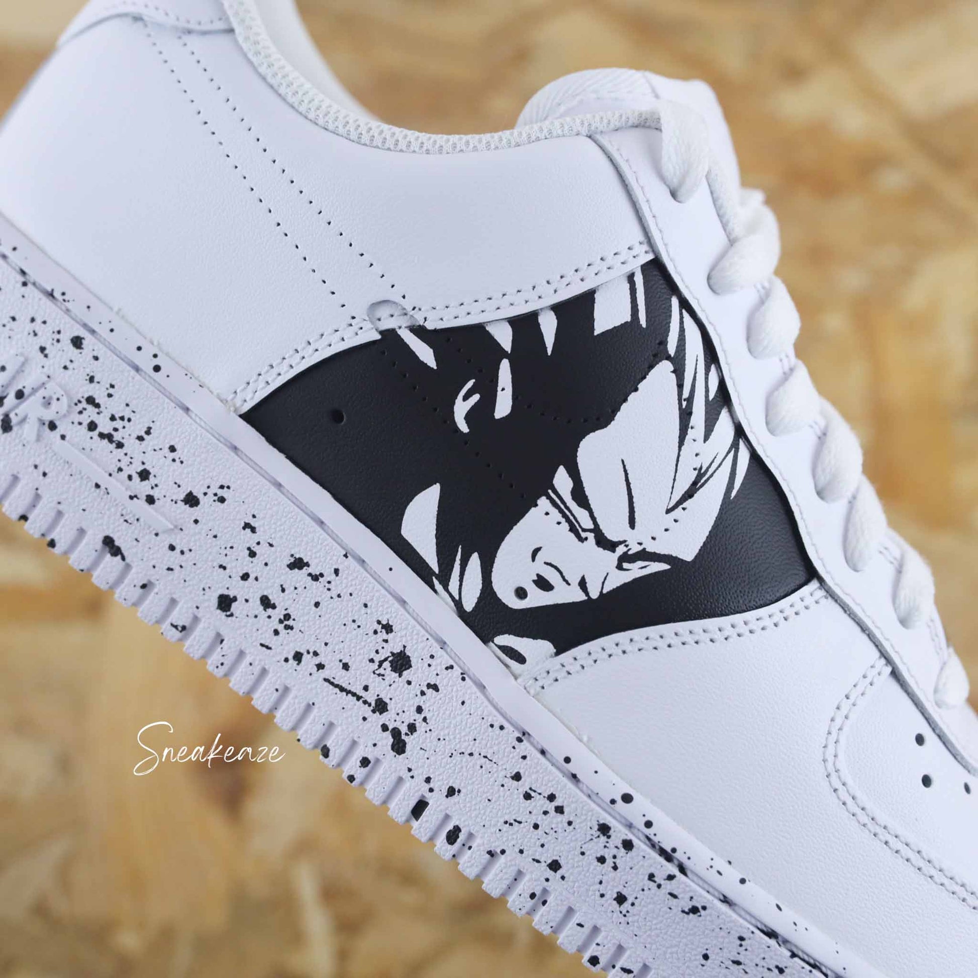 Baskets Nike Air force 1 custom dessin Dragon Ball Z vegeta manga animé japonais sneakeaze custom skz