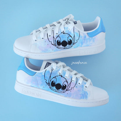 Baskets personnalisées à la main Adidas stan smith custom lilo et stitch dessin animé disney extraterrestre sneakeaze custom skz