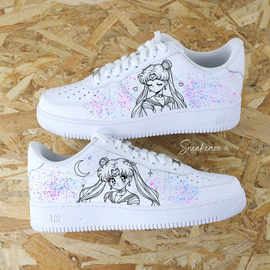 Baskets Nike Air force 1 custom - Sailor Moon et splash de peinture bleu et rose clair sneakeaze custom