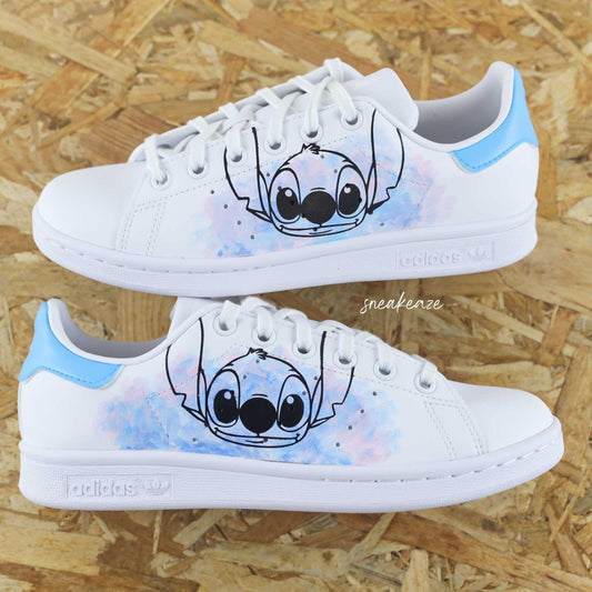 Baskets personnalisées à la main Adidas stan smith custom lilo et stitch dessin animé disney extraterrestre sneakeaze custom skz