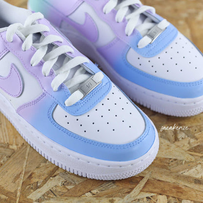 baskets nike air force 1 custom dégradé pastel chaussures bleu turquoise et violet pastel sneakers af1 sneakeaze