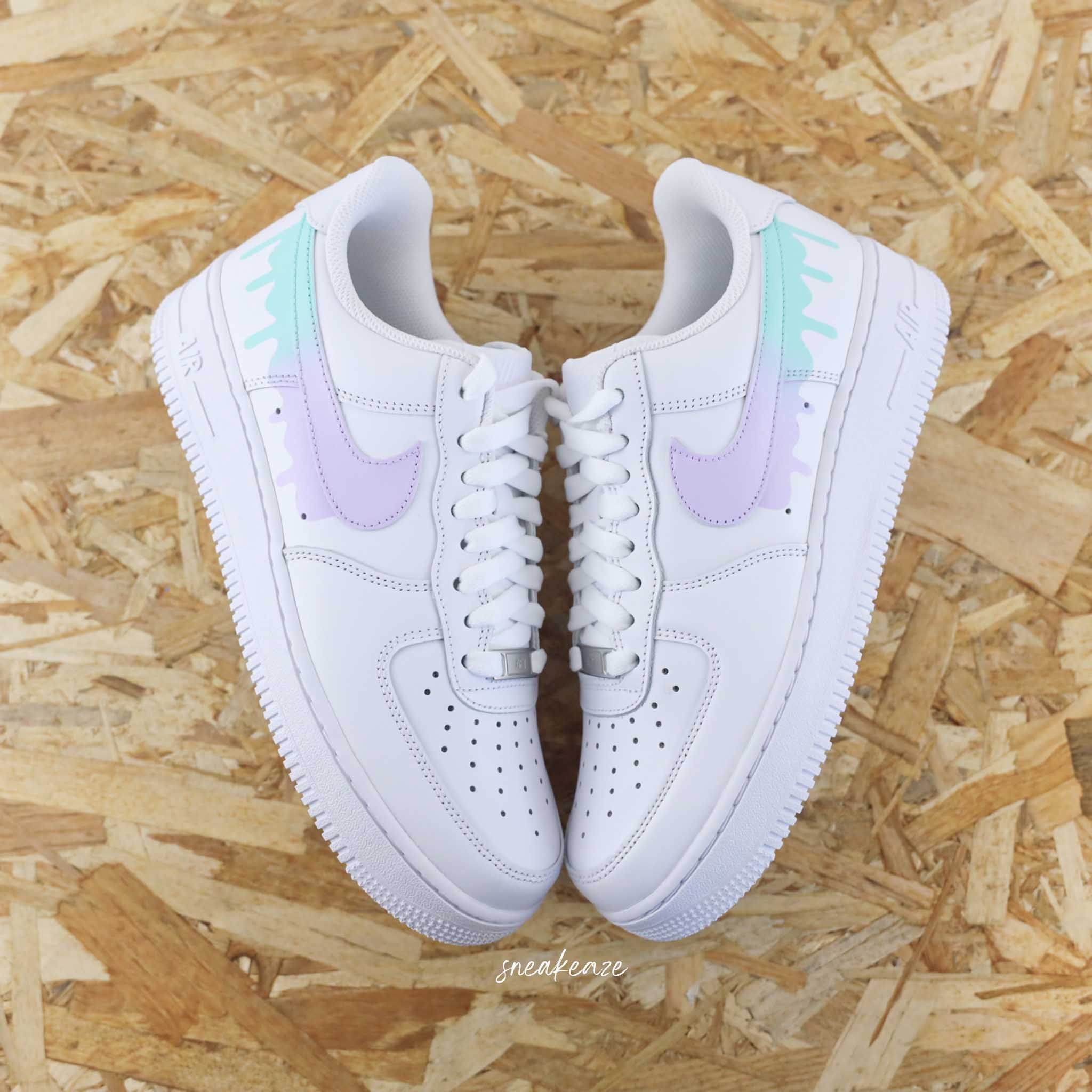 Nike Air Force 1 Custom Drip degrade pastel Sneakeaze sneakers personnalisees peintes a la main pour femme et enfant SNEAKEAZE CUSTOMS