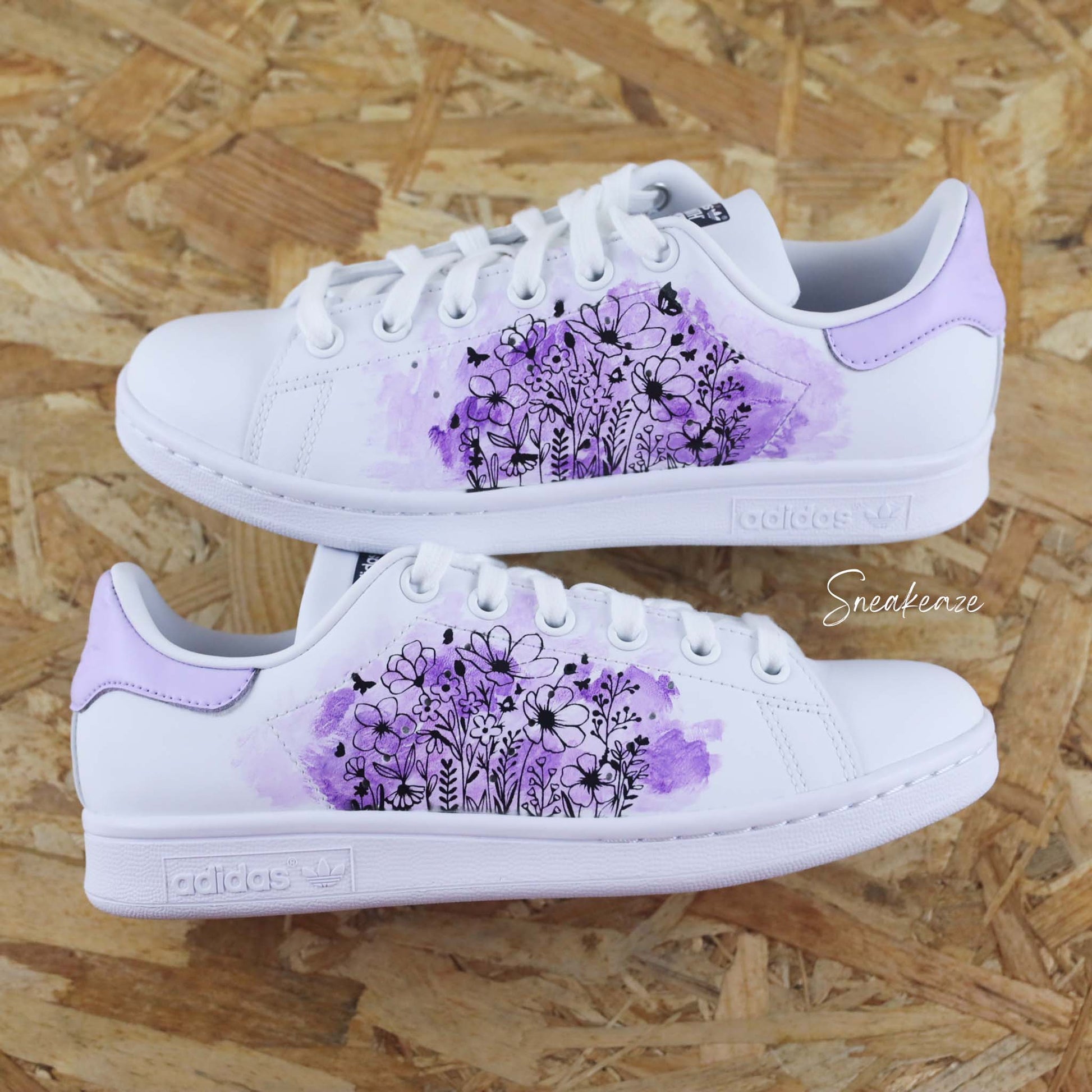 Baskets Stan smith adidas custom - dessins fleurs et effet aquarelle - sneakeaze customs skz