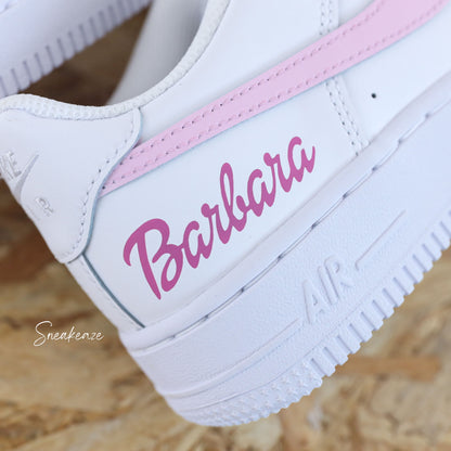 Baskets custom Nike Air Force 1 barbie pink kiss et prénoms enfants