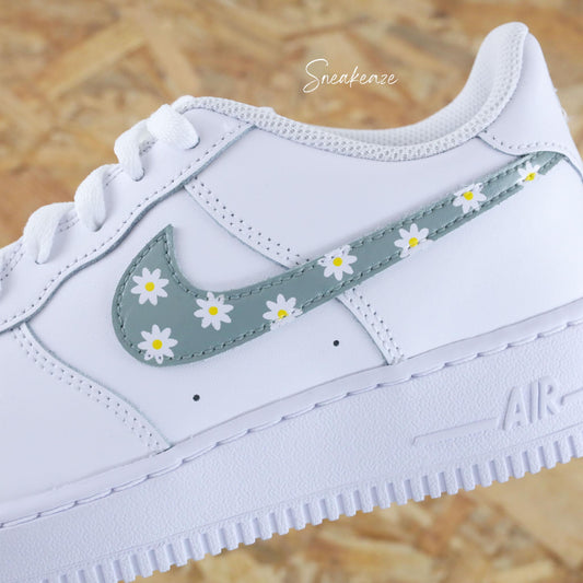 nike Air Force 1 custom flower daisy marguerites vert de gris et autres couleurs Baskets AF1 personnalisées à la main unisexe sneakeaze