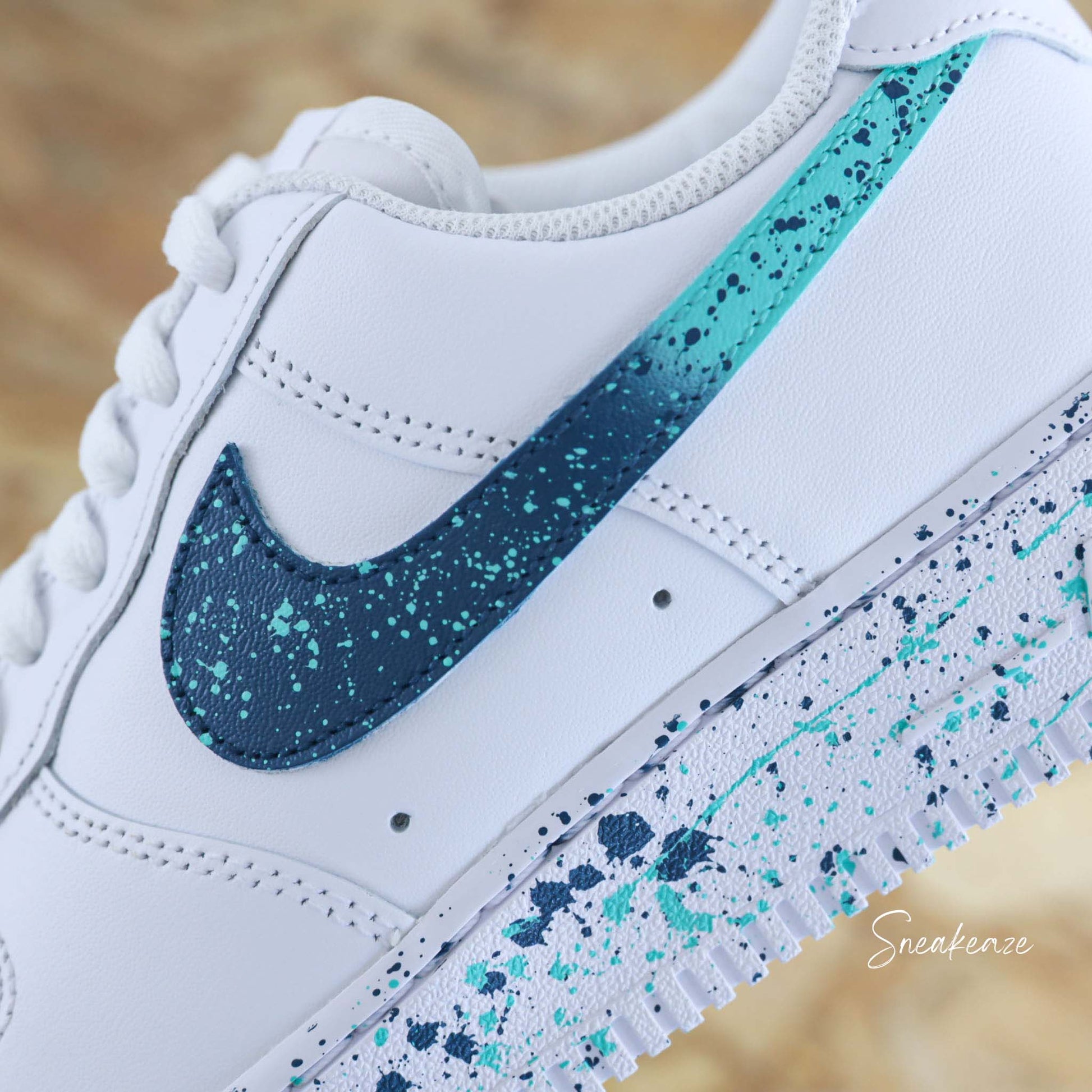 baskets nike air force 1 custom splash bleu  turquoise sneakers af1 sneakeaze