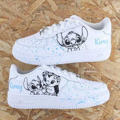 Baskets Nike Air force 1 custom - stitch et splash couleur bleu ciel pastel personnalisation du prénom sneakeaze custom