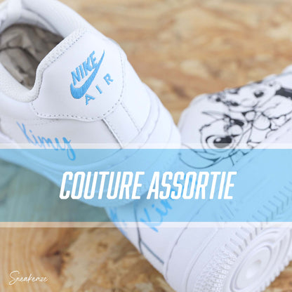 Baskets Nike Air force 1 custom - stitch et splash couleur bleu ciel pastel personnalisation du prénom sneakeaze custom