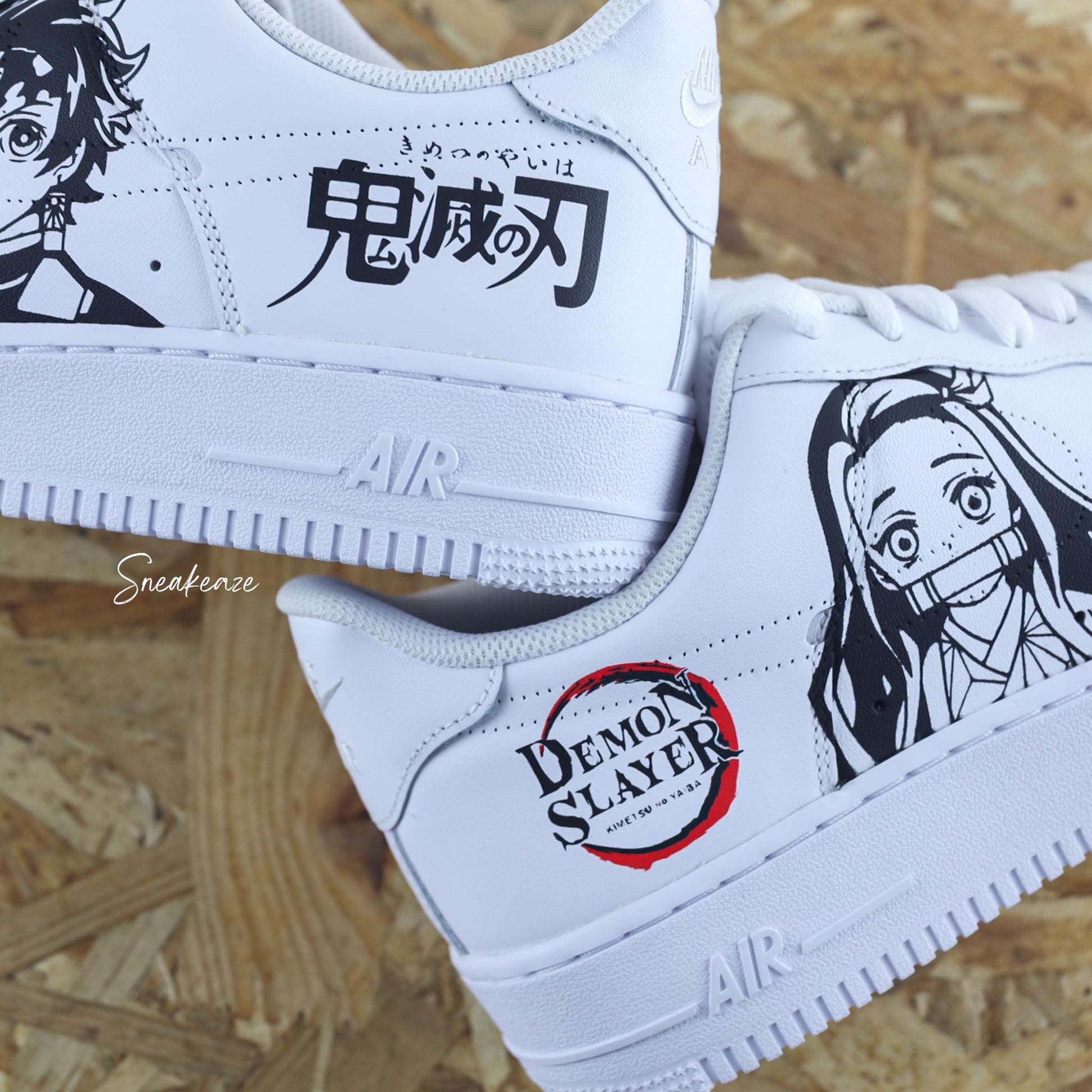 Baskets Nike Air force 1 custom dessin Demon Slayer manga sneakeaze custom