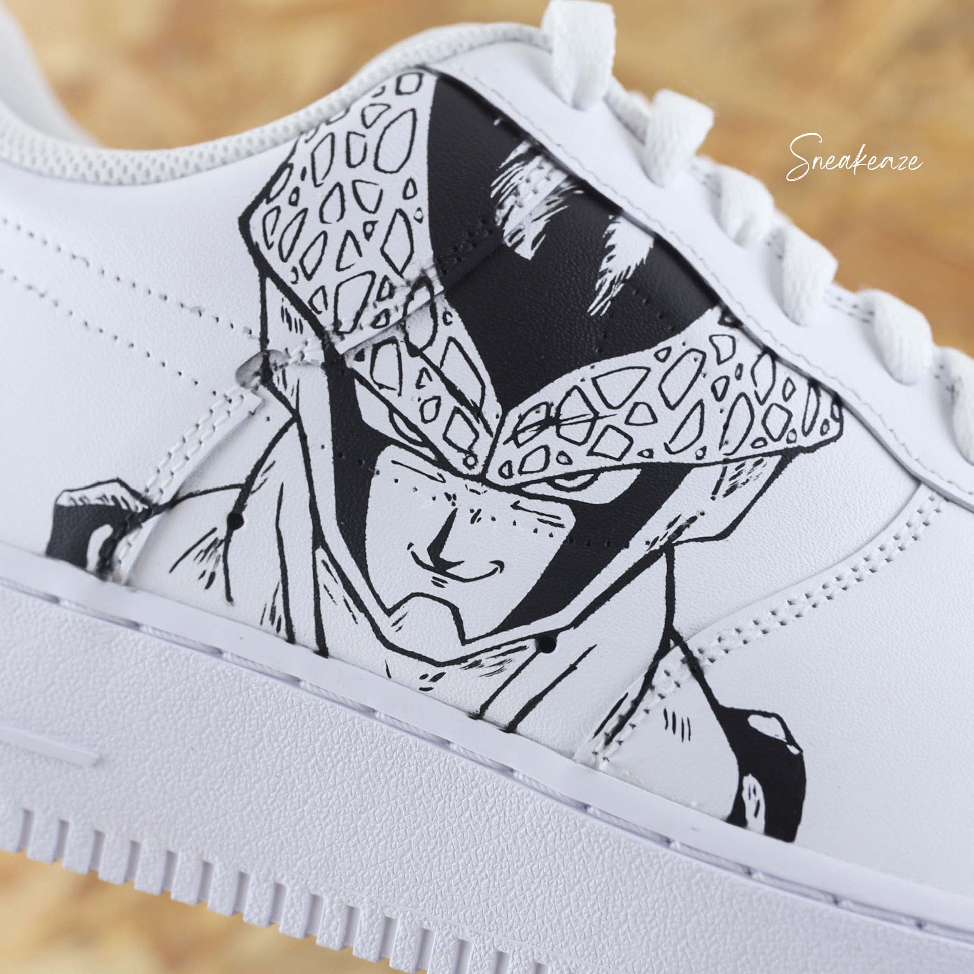 Baskets Nike Air force 1 custom dessin Dragon Ball Z cell et goku manga animé japonais sneakeaze custom skz