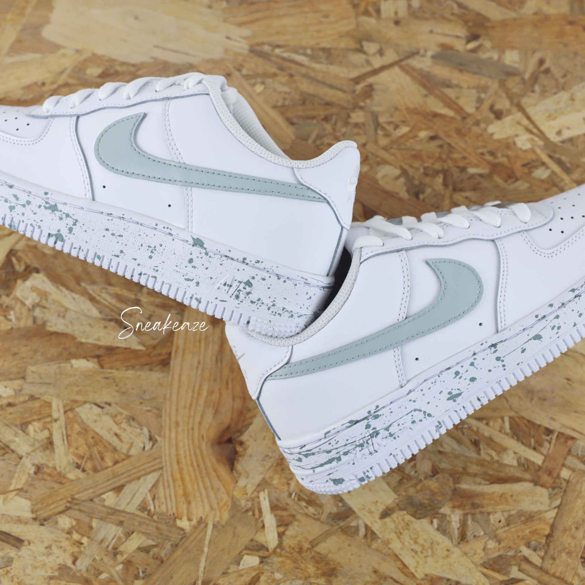 Color splash (couleur au choix) - Air Force 1 custom - SNEAKEAZE CUSTOMS