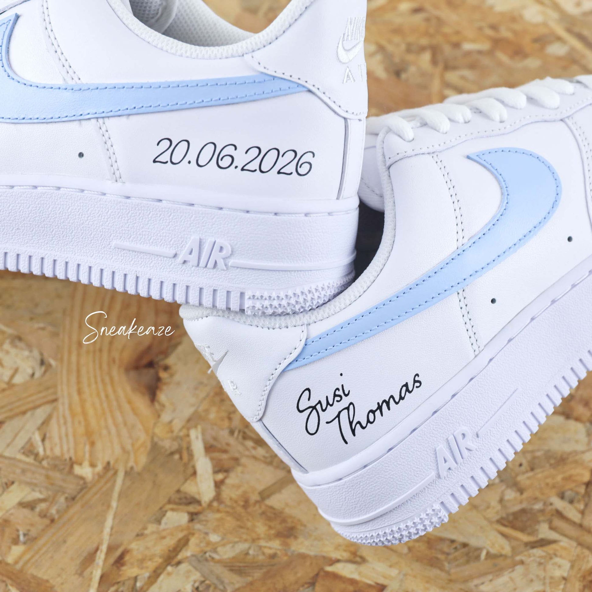 baskets nike air force 1 custom mariage inscription des prénoms et date du mariage wedding sneakeaze customs skz