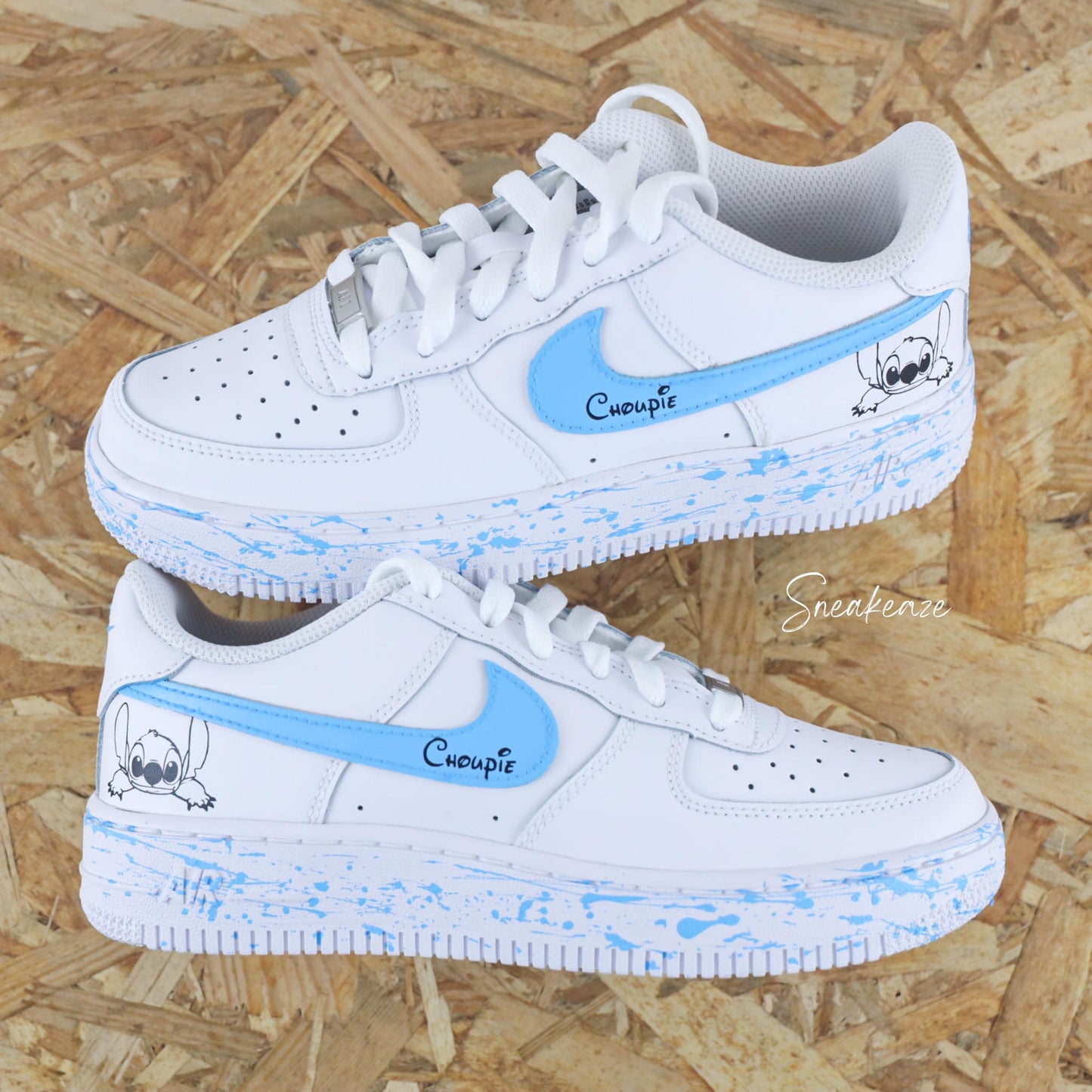 Baskets nike air force 1 custom peint à la main disney lilo et stitch splash bleu  sneakeaze custom skz