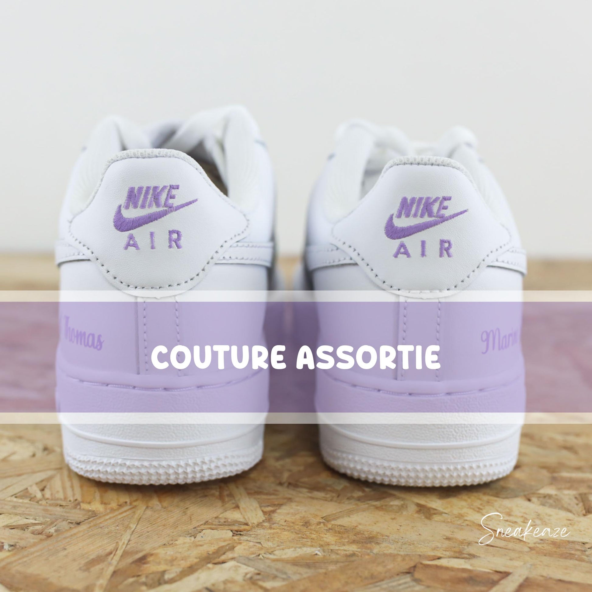 Nike Air Force 1 mariage - paire de sneakers coeurs personnalisable pour votre mariage avec prénoms et date du jour J couleur lila