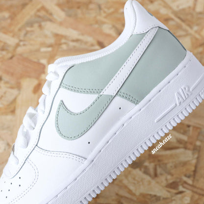 Pastel reverse (couleur au choix) - Air Force 1 custom - SNEAKEAZE CUSTOMS