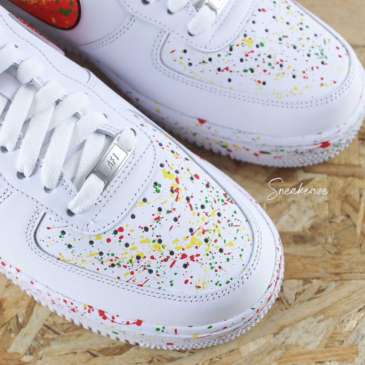 Nike Air Force 1 custom - Jamaica splash – SNEAKEAZE CUSTOMS